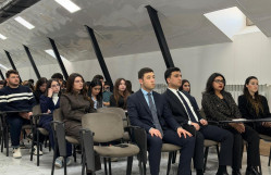 BDU-nun “YENİ Klub”u Beynəlxalq Ana Dili Gününə həsr olunmuş tədbir keçirib