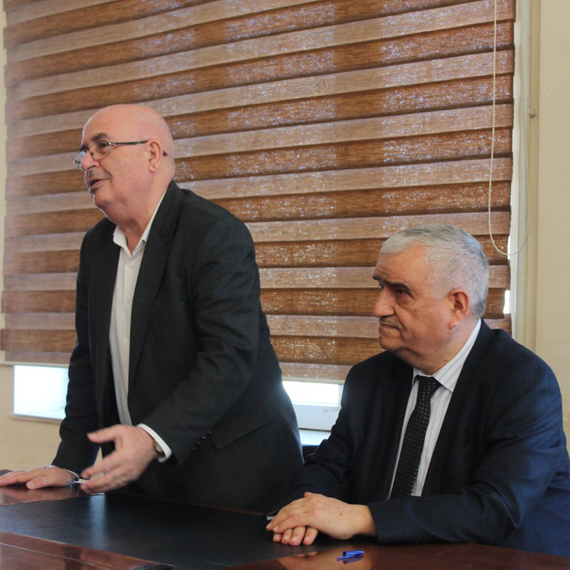 Tarix fakültəsinin tələbələri arxeobotanika və rəqəmsal arxeologiyaya dair təqdimat ediblər