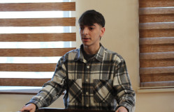 Tarix fakültəsinin tələbələri arxeobotanika və rəqəmsal arxeologiyaya dair təqdimat ediblər