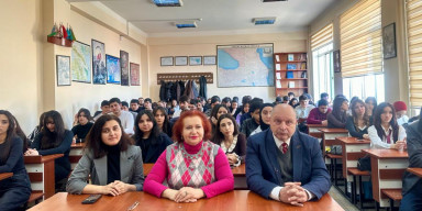 “Cənubi Qafqazda ərazi-sərhəd məsələləri (1922–1991-ci illər)” mövzusunda elmi məruzə