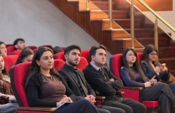 BDU-da “Gənclər və dövlət idarəçiliyi” mövzusunda panel müzakirə