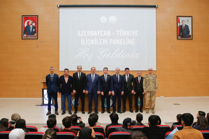 BDU-nun müəllimi Bayburt Universitetində Türkiyə-Azərbaycan əməkdaşlığına dair müzakirələrdə iştirak edib
