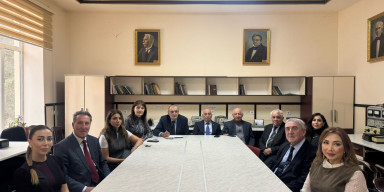 Fizika fakültəsində elmi seminar keçirilib