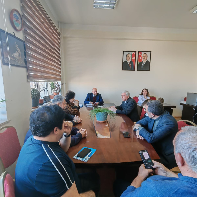 Tarix fakültəsinin Slavyan ölkələri tarixi kafedrasında “Tədrisdə problem mühazirələrinin tətbiqi və metodları” mövzusunda dəyirmi masa keçirilib