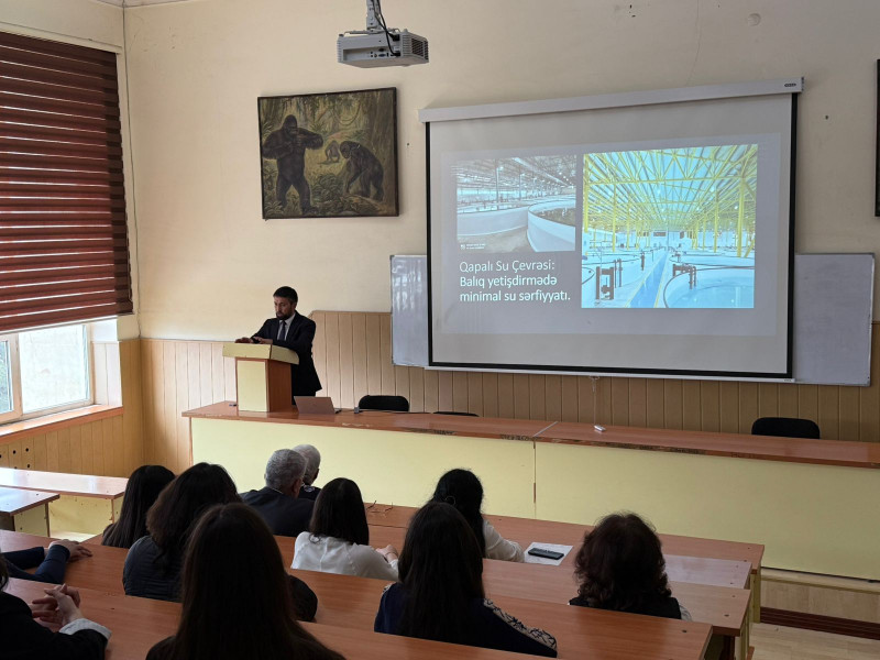 BDU-da nərəkimilərin akvakultura şəraitində yetişdirilmə imkanları müzakirə olunub