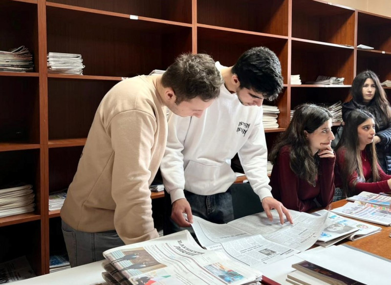 BDU tələbələri Milli Kitabxanada istehsalat təcrübəsində