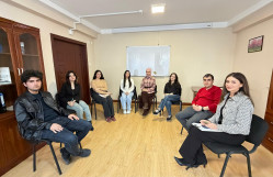 BDU-nun Psixoloji yardım sektorunun “Oxu klubu”nda tələbələrlə növbəti görüş