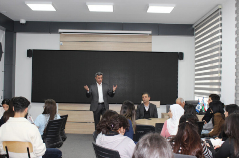 “ARB24”ün direktoru BDU tələbələrinə ustad dərsi keçib