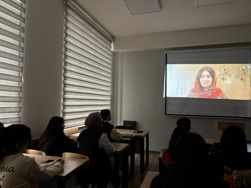 “Əsirlikdə 8 gün” filminin nümayişi və müzakirəsi təşkil olunub