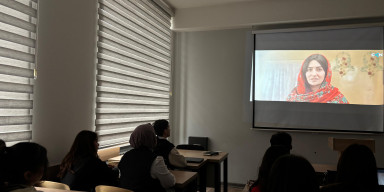 “Əsirlikdə 8 gün” filminin nümayişi və müzakirəsi təşkil olunub