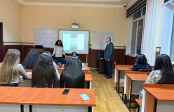 BDU-da süni intellektin təhsildə tətbiqi məsələləri araşdırılır