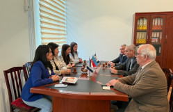 Səmərqənd Dövlət Xarici Dillər İnstitutunun nümayəndə heyəti BDU-da