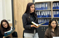 FAKÜLTƏDƏ “ELM GÜNÜ”NƏ HƏSR OLUNMUŞ DEBAT