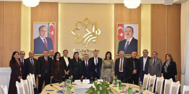 “Birinci Türkoloji Qurultay: türk xalqlarının mədəni, elmi və mənəvi inteqrasiyasında tarixi mərhələ”