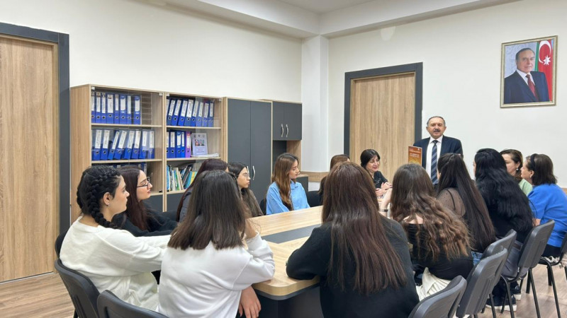 BDU-da elmi ədəbiyyatın redaktəsinə dair debat