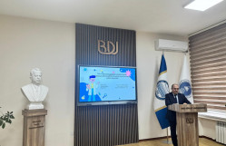 Kimyanın tədrisi metodikası kafedrasında elmi seminar keçirildi