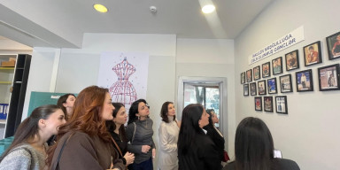 BDU tələbələri Autizm Mərkəzində