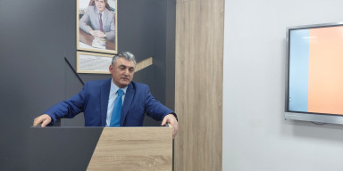 Türkiyənin Ege Universitetinin professoru BDU-da ustad dərsi keçib