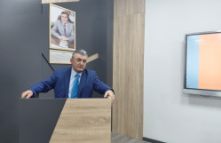 Türkiyənin Ege Universitetinin professoru BDU-da ustad dərsi keçib