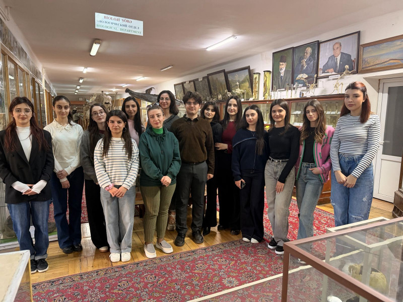 BDU tələbələri Həsən bəy Zərdabi adına Təbiət Tarixi Muzeyində elmi ekskursiyada