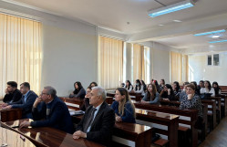 BDU-da “Müasir linqvistik paradiqmalar” mövzusunda elmi seminar