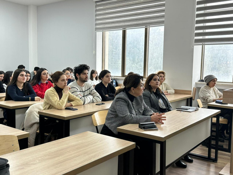 BDU-da süni intellektin həyat elmlərində tətbiqinə dair elmi seminar