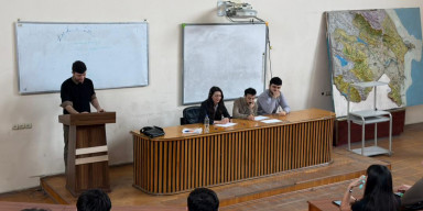 BDU-da “Elm günü”nə həsr olunmuş “Xəmsə” intellektual oyununun seçim mərhələsi