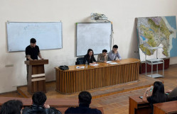 BDU-da “Elm günü”nə həsr olunmuş “Xəmsə” intellektual oyununun seçim mərhələsi