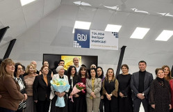 Orta Şərq dilləri və ədəbiyyatı kafedrasının dosenti Əsmətxanım Məmmədovanın 85 illik yubileyinə həsr olunmuş “Şərq qadınının uğur yolu” adlı tədbir keçirilib