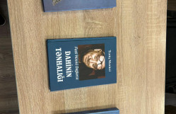 100 İllik Qurultay işığında Türkologiyanın İnkişaf yolları”