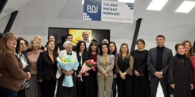 BDU-nun dosenti Əsmətxanım Məmmədovanın 85 illik yubileyinə həsr olunmuş tədbir