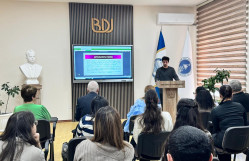Fiziki və kolloid kimya kafedrasında elmi seminar keçirildi