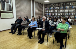 Fiziki və kolloid kimya kafedrasında elmi seminar keçirildi