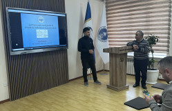 Yüksəkmolekullu birləşmələr kimyası kafedrasında elmi seminar keçirildi