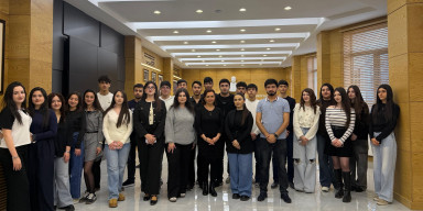 BDU tələbələri Heydər Əliyev Muzeyini ziyarət ediblər