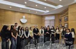 BDU tələbələri Heydər Əliyev Muzeyini ziyarət ediblər