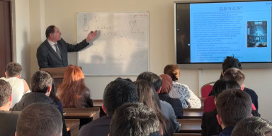 BDU-da elmi seminar: "Tarix elmində riyazi metodlardan istifadənin elmi xüsusiyyətləri və əhəmiyyəti"