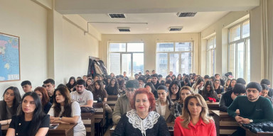 Tarix fakültəsində elmi seminar: “Qafqazda müasir çağırışlar: süni intelekt, elm və innovasiya
