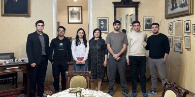 Tarix fakültəsinin tələbələri Nəriman Nərimanovun xatirə muzeyini və Səməd Vurğunun ev-muzeyini ziyarət ediblər