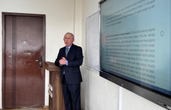 Maliyyə Nazirliyinin sektor müdiri BDU tələbələrinə ustad dərsi keçib