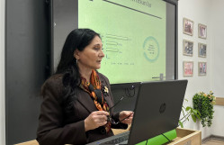 “ELM GÜNÜ” SEMİNARLARI DAVAM EDİR