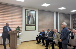 AMEA-nın müxbir üzvü Məhəmməd Babanlı ustad dərsi keçirib