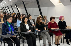 Professor Dilarə Seyidzadə BDU tələbələrinə ustad dərsi keçib