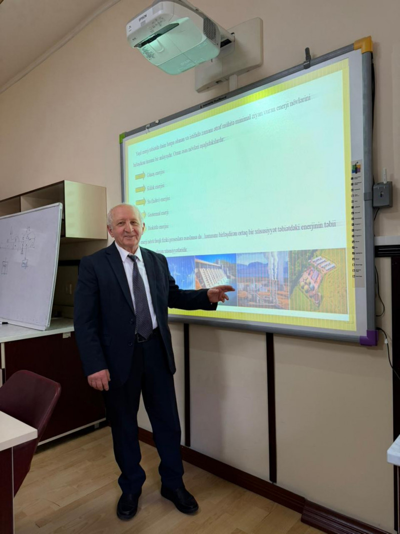 Elmi seminarda yaşıl enerjinin saxlanılmasının müasir üsulları barədə danışılıb