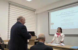 Doktorant Səbinə İzzətlinin dissertasiya işinin ilkin müzakirəsi keçirilib