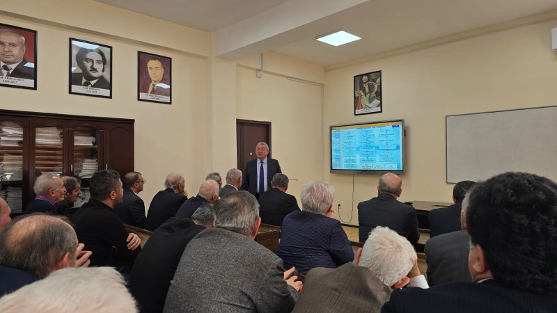 BDU-da “Riyaziyyat müəllimliyi” ixtisası üzrə tədris proqramları müqayisəli təhlil olunub