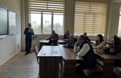 “Elm günü”nə həsr olunmuş elmi seminar