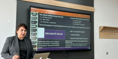 “Müasir dövrdə türk və Azərbaycan dillərində rəsmi üslub”