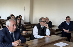 “Elm günü”nə həsr olunmuş elmi seminar