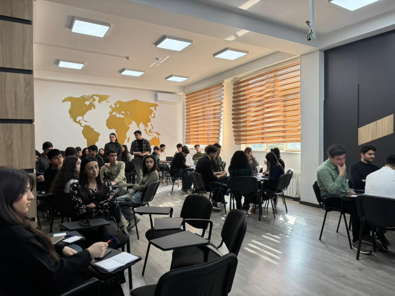 BDU-da Eynşteyn günü keçirilib